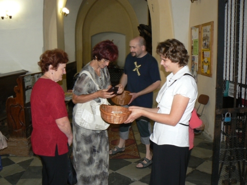 201208052122 P1230066